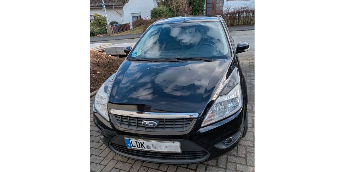 Ford Focus 199.999 km 1.800 &euro; Wetzlar 35579