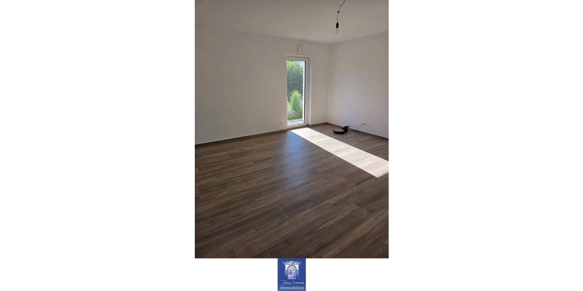 Einfamilienhaus Weinböhla - 4 Zimmer, 132 m&sup2;, 2.000&euro; | Angebot:26799228