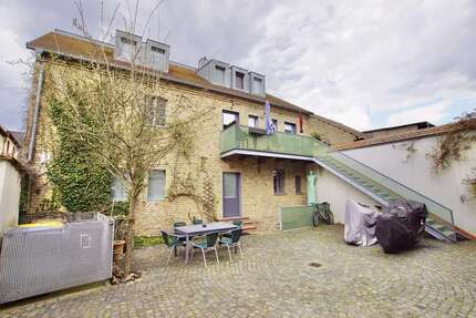 Haus Eltville am Rhein Erbach - 20 Zimmer, 459 m&sup2;, 1.690.000&euro; | Angebot:25441597