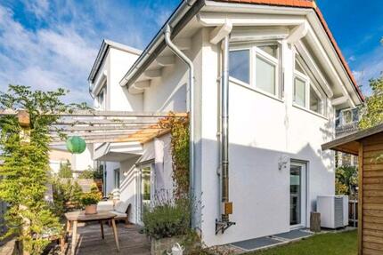 Haus München Feldmoching-Hasenbergl - 4 Zimmer, 79 m&sup2;, 1.825&euro; | Angebot:25414685