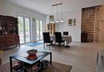 2 Moderne Wohnungen mit Balkon je. 80qm