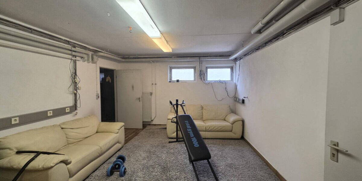 Einfamilienhaus Arzberg - 7 Zimmer, 224 m&sup2;, 385.000&euro; | Angebot:26014155