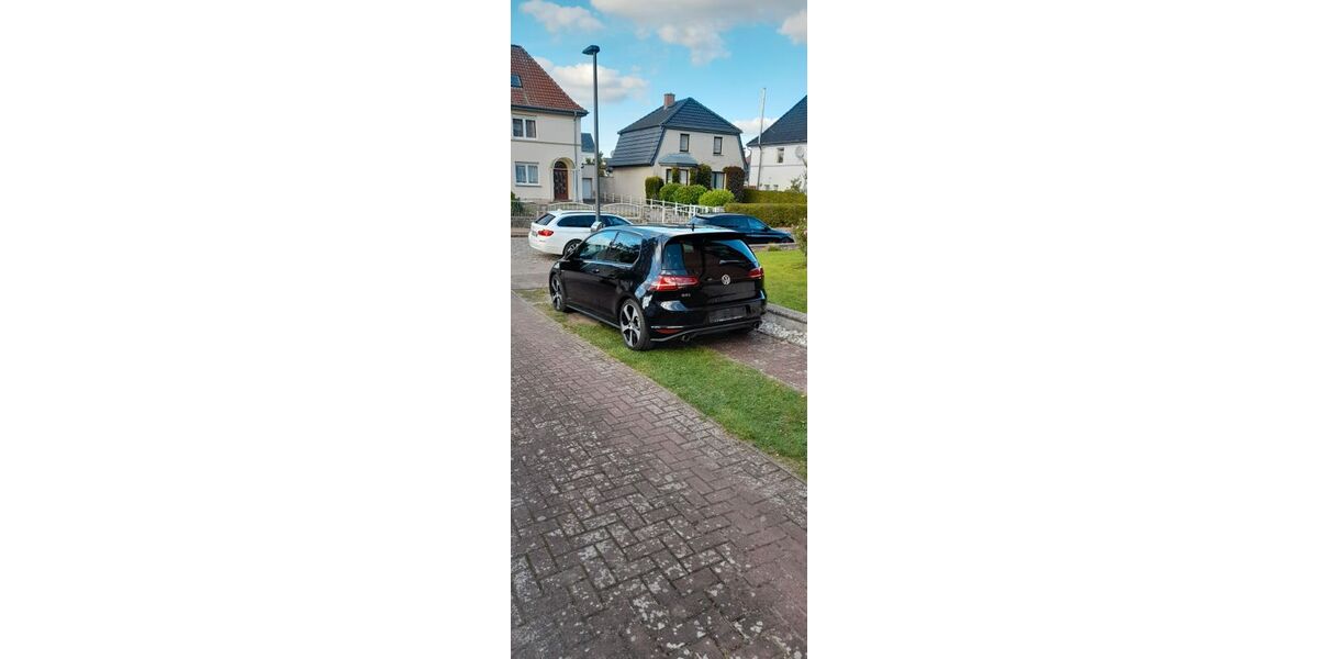 VW Golf 107.500 km 16.750 &euro; Gnoien 17179