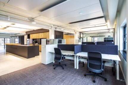 Feste und flexible Arbeitsplätze sowie Meetingräume und Projektflächen - All-in-Miete zimmer