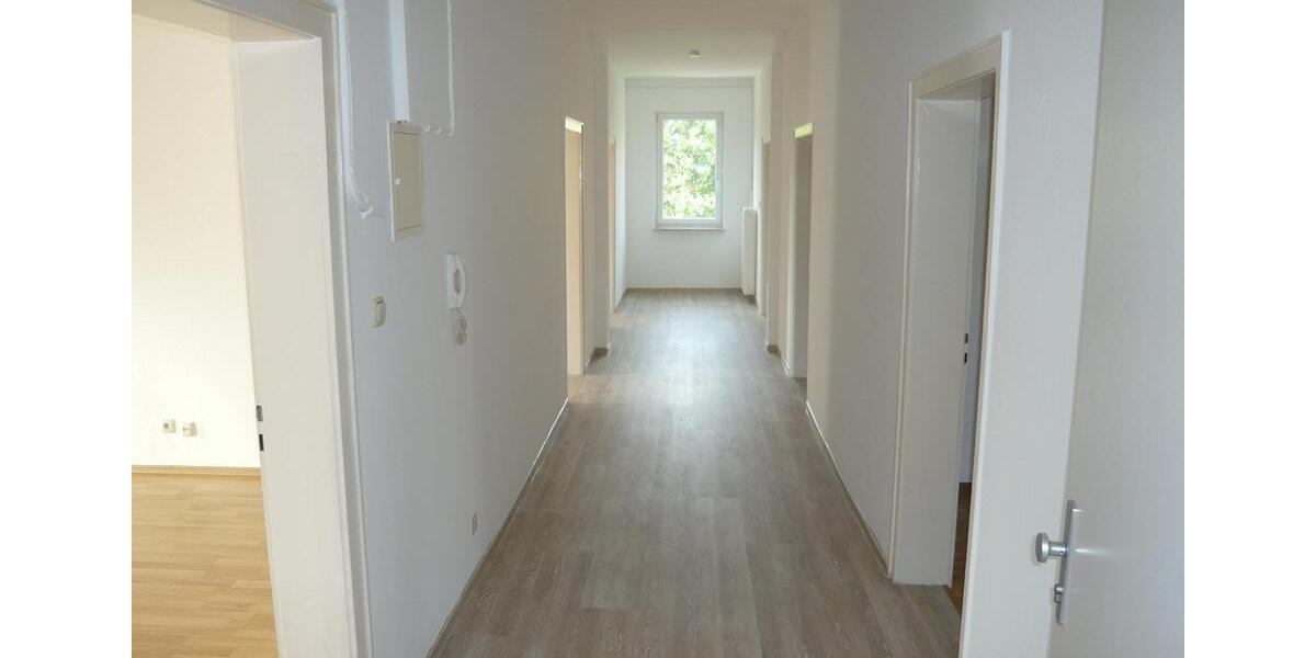 Etagenwohnung Bad Brückenau - 4 Zimmer, 149 m&sup2;, 790&euro; | Angebot:25650909