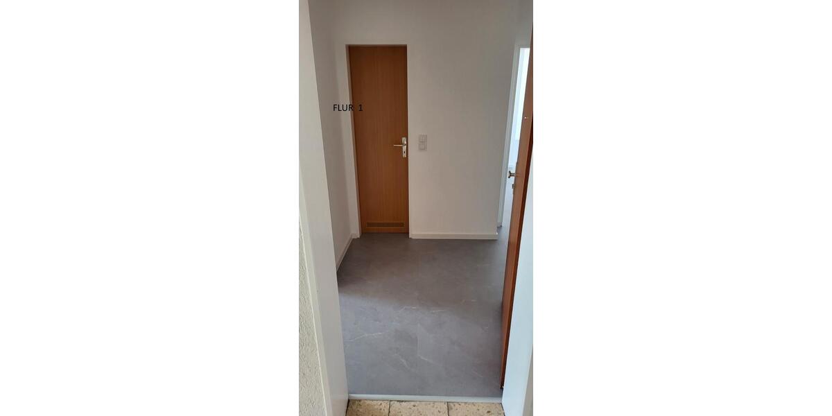 Dachgeschoßwohnung Lollar - 4.5 Zimmer, 100 m&sup2;, 290.000&euro; | Angebot:26253171