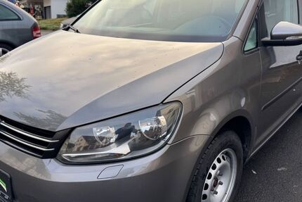 VW Touran 208.000 km 4.690 &euro; Kaufungen 34260