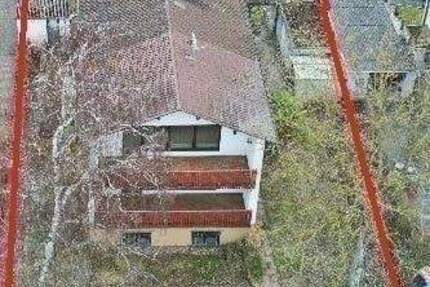 Bauträgergrundstück mit Altbestand in Erlangen-Bruck – Ihre Chance für ein neues Wohnprojekt zimmer