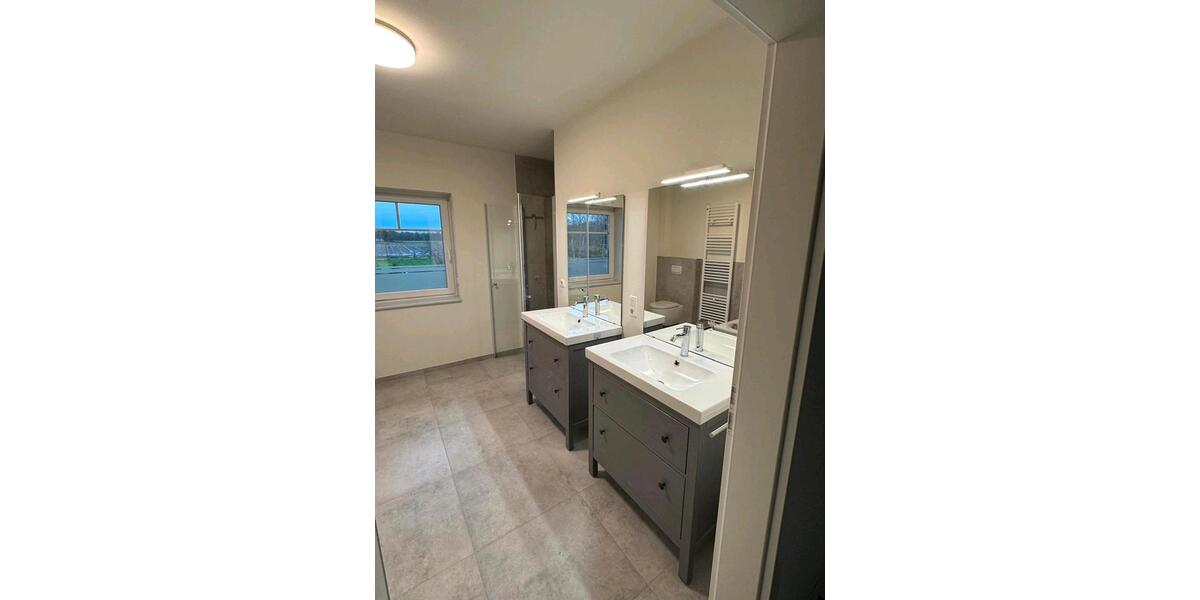 Etagenwohnung Ostrhauderfehn - 3 Zimmer, 84 m&sup2;, 950&euro; | Angebot:25401793