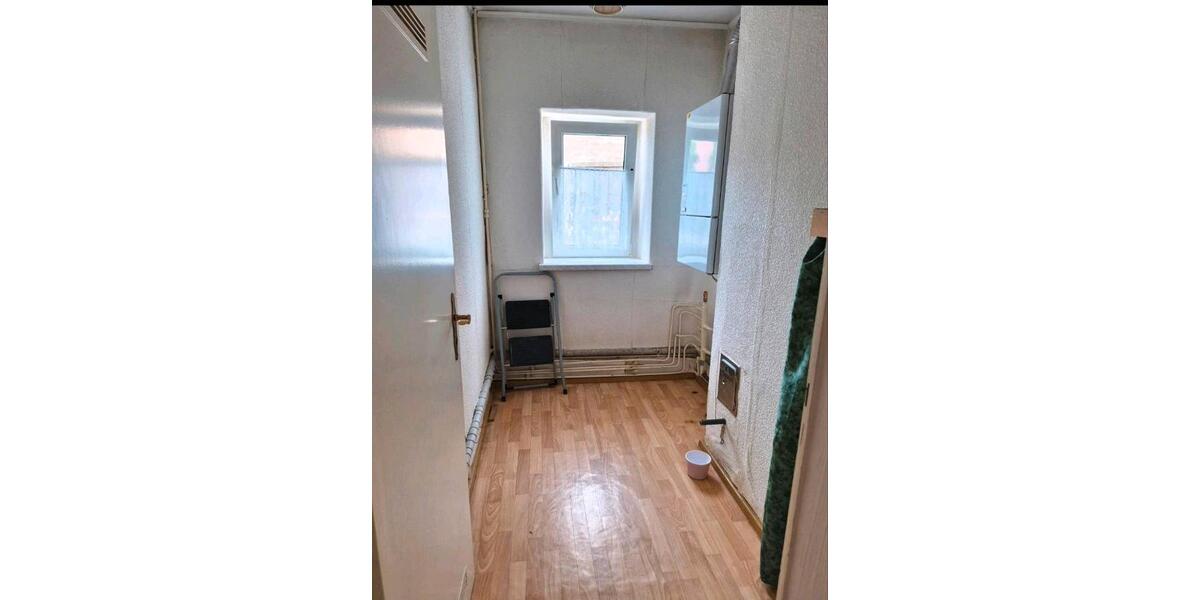 Einfamilienhaus Ballenstedt - 2 Zimmer, 104 m&sup2;, 74.000&euro; | Angebot:27073197