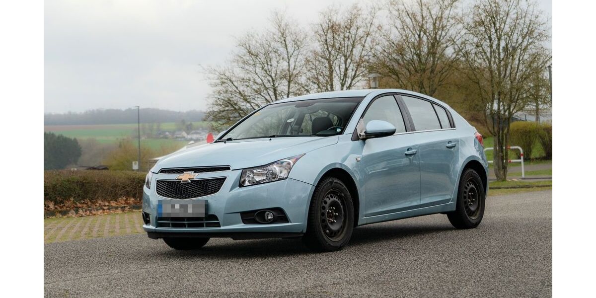 Chevrolet Cruze 131.994 km 3.200 &euro; Kümbdchen 55471