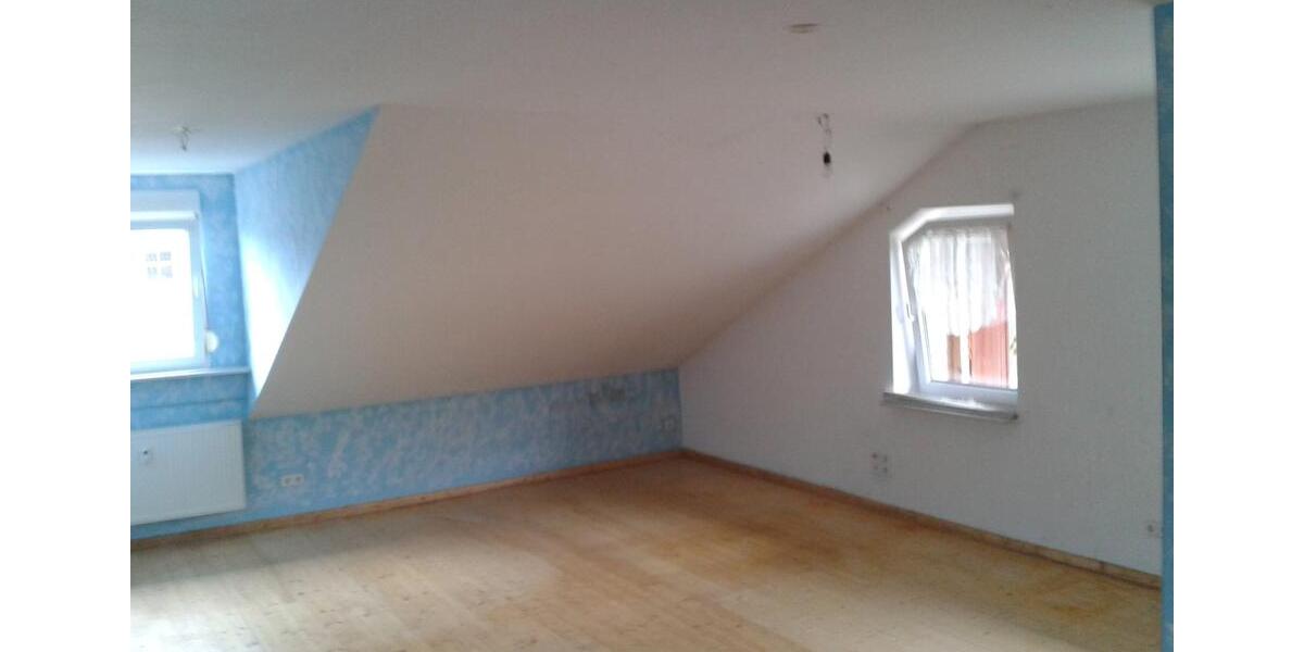 Dachgeschoßwohnung Kröv - 1 Zimmer, 35 m&sup2;, 470&euro; | Angebot:26381934