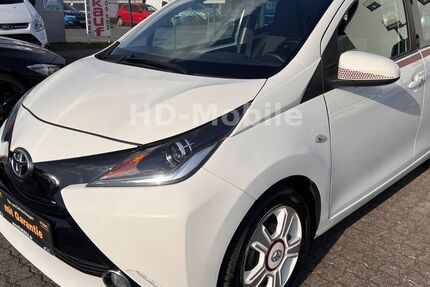 Toyota Aygo (X) 107.000 km 7.950 &euro; Freigericht - Somborn 63579