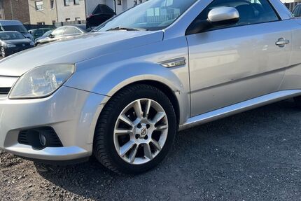Opel Tigra 159.000 km 999 € Bad Neuenahr 53474