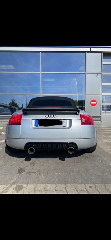 TT