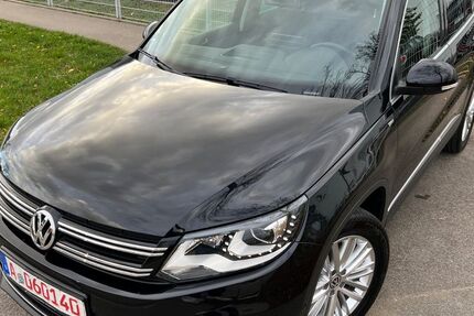 VW Tiguan 99.500 km 16.200 € Augsburg 86167