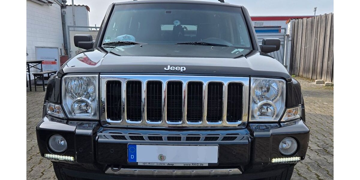 Jeep Commander 221.407 km 9.490 &euro; Köln 50859