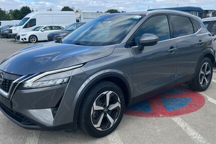 Nissan Qashqai 49.000 km 18.100 &euro; Mittenwalde 15749