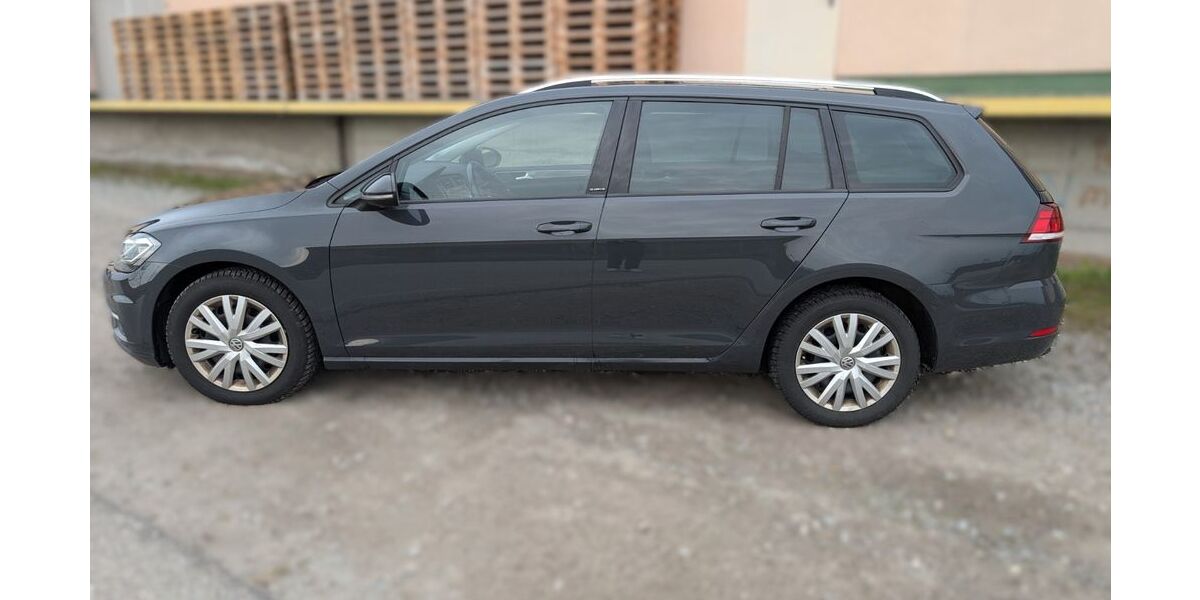 VW Golf 163.000 km 13.900 &euro; Neuhaus 94152