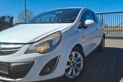 Opel Corsa 214.940 km 2.400 &euro; Wolfen 06766