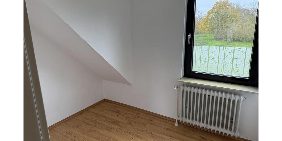 ***Gemütliche Dachgeschosswohnung in Backemoor-Rhauderfehn*** - Dachgeschoßwohnung Rhauderfehn Backemoor | Angebot:26235200