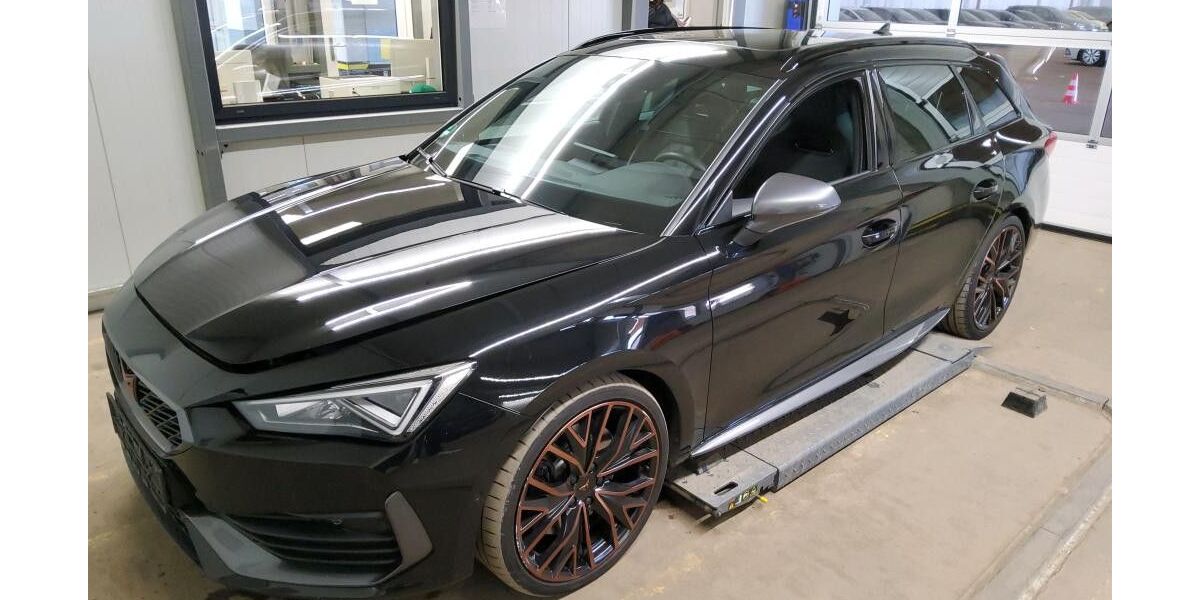 Cupra Leon 51.000 km 29.990 &euro; Bad Langensalza 99947
