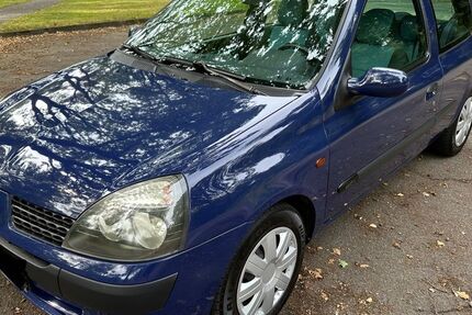 Renault Clio 224.000 km 745 &euro; Bremen 28779