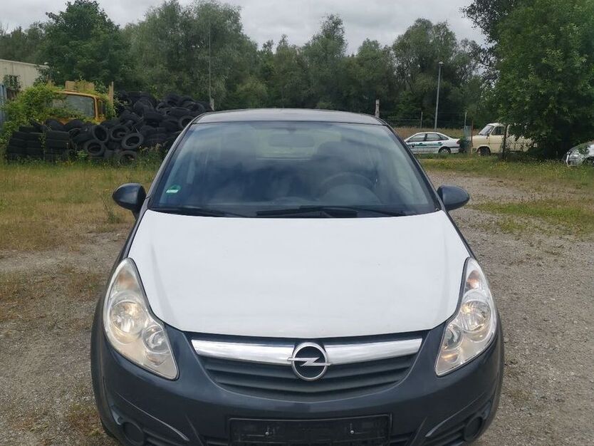 Opel Corsa 316.000 km 1.990 € Rostock 18055