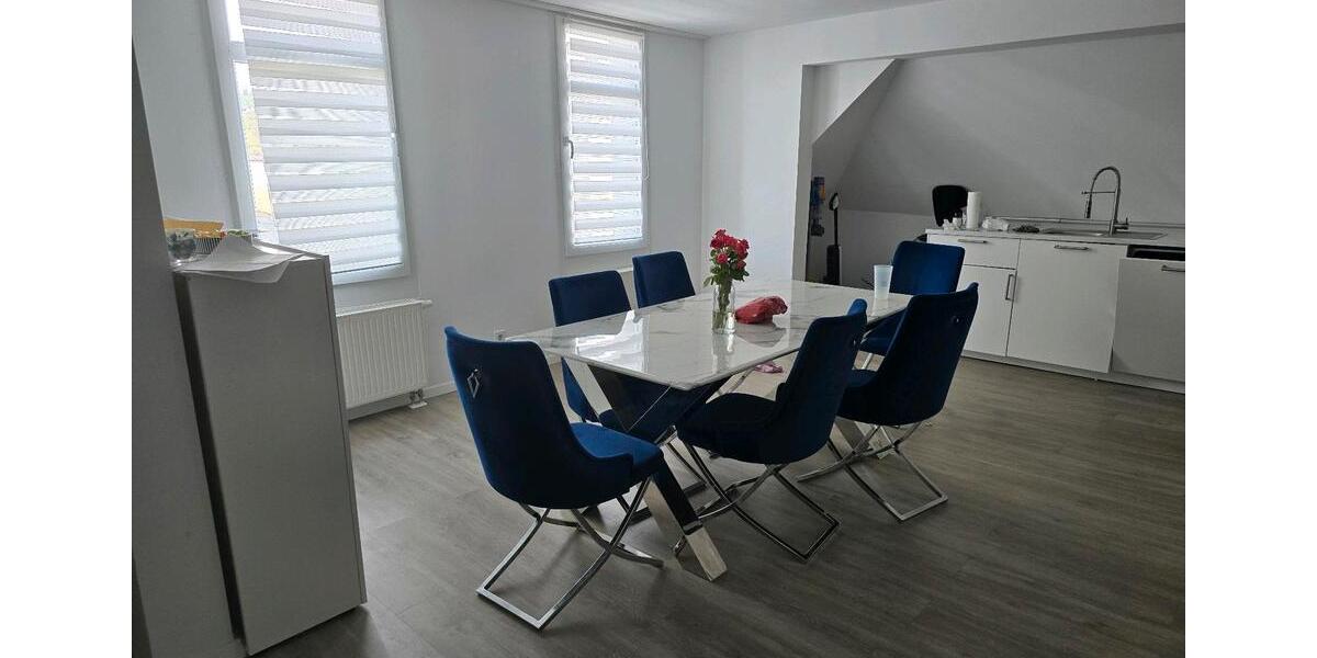 Etagenwohnung Herborn - 4 Zimmer, 150 m&sup2;, 950&euro; | Angebot:26338616