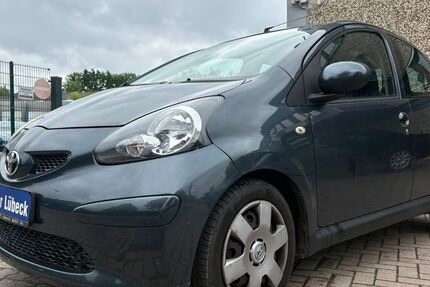 Toyota Aygo (X) 127.000 km 1.990 &euro; Lübeck 23556