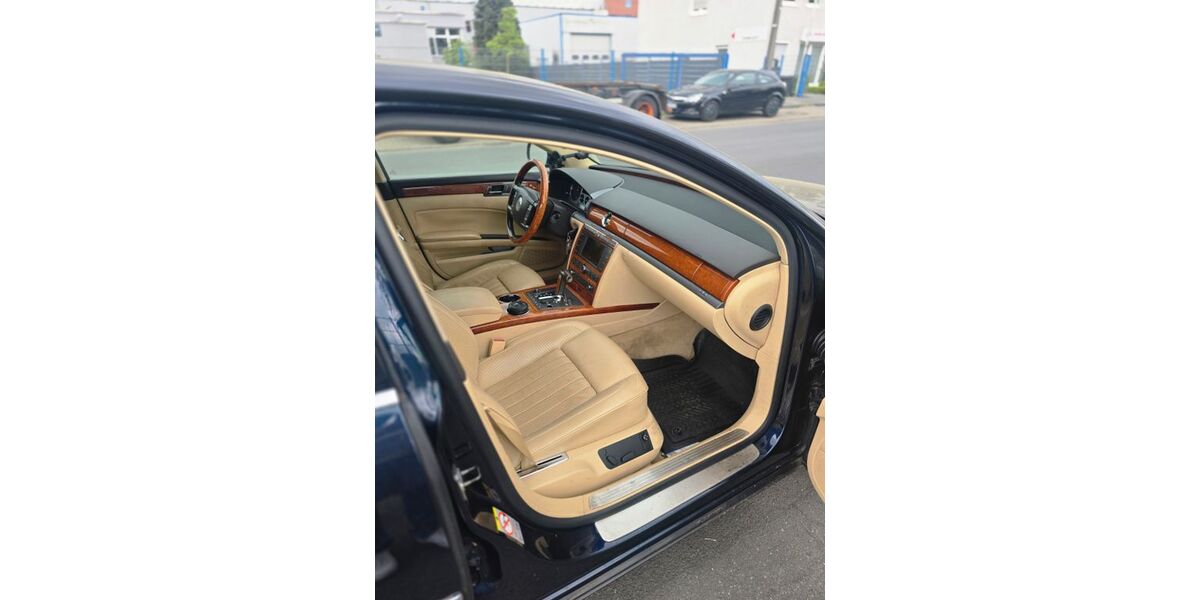 VW Phaeton 255.707 km 6.250 &euro; Dortmund 44369