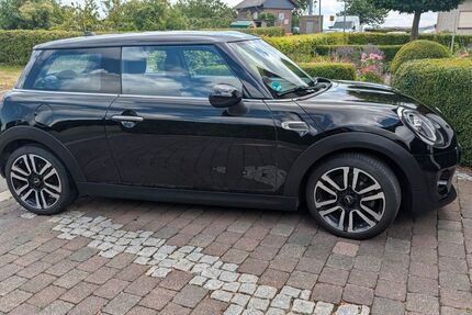 Mini Cooper 127.500 km 11.950 &euro; Marienmünster 37696