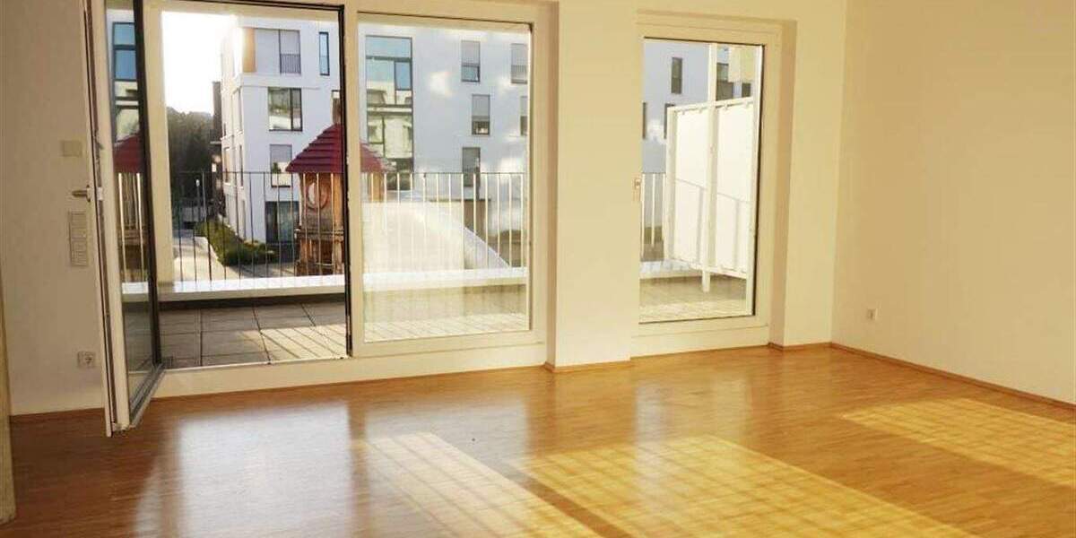 Etagenwohnung Mönchengladbach Stadtmitte - 2 Zimmer, 103 m&sup2;, 1.379&euro; | Angebot:25052081