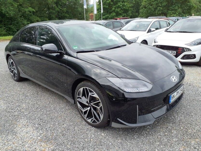 IONIQ 6