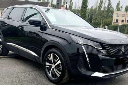 Peugeot 5008 22.000 km 24.650 € Frankfurt 60437