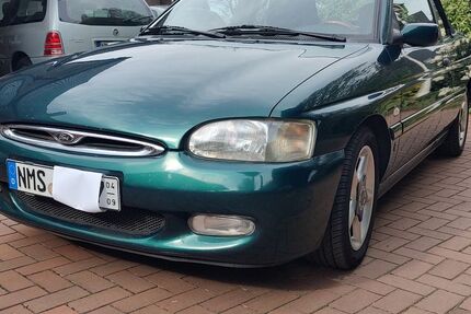 Ford Escort 122.000 km 3.400 &euro; Neumünster 24539