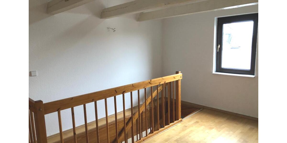 Etagenwohnung Werdau - 3.5 Zimmer, 90 m&sup2;, 495&euro; | Angebot:26252666