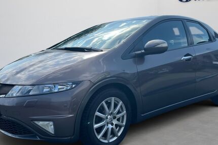 Honda Civic 98.000 km 11.950 &euro; Einbeck 37574