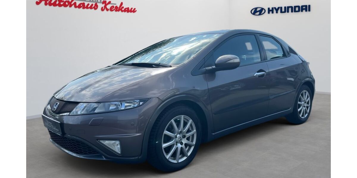 Honda Civic 98.000 km 11.950 &euro; Einbeck 37574