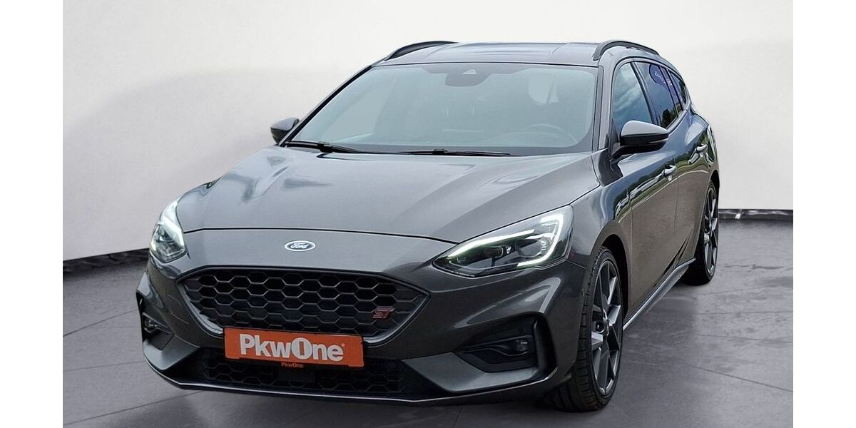 Ford Focus 74.300 km 25.830 &euro; Göppingen 73037