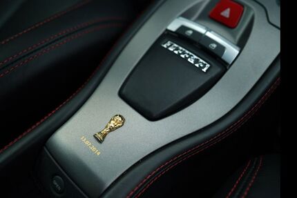 Ferrari 458 14.900 km 264.000 &euro; Neuss 41464