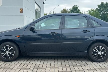 Ford Focus 88.000 km 1.740 &euro; Halle Saale 06120