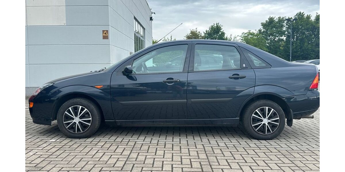 Ford Focus 88.000 km 2.222 &euro; Halle Saale 06120