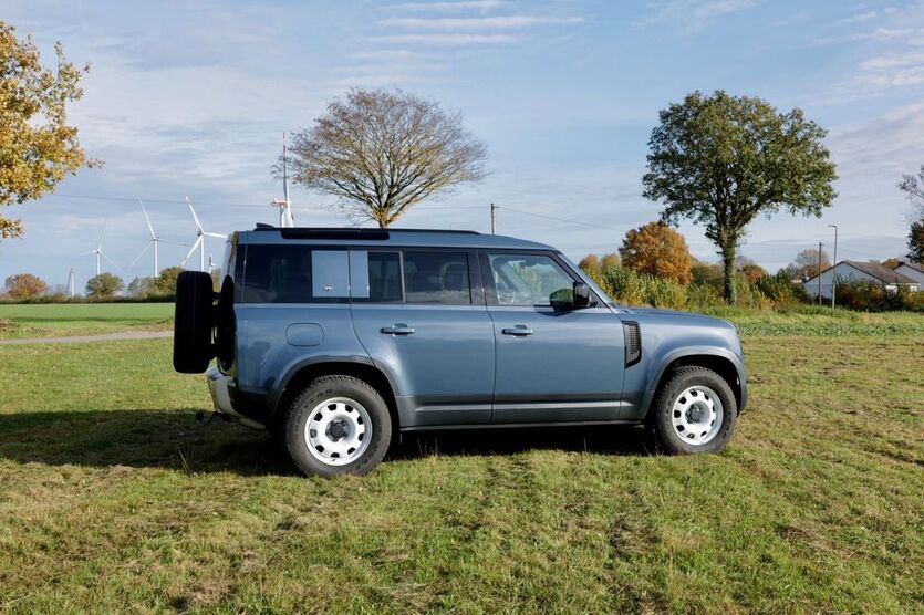 Land Rover Defender 57.128 km 59.800 € Lasbek 23847