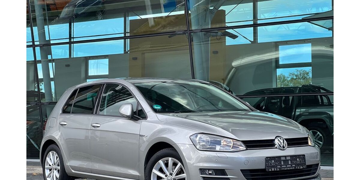 VW Golf 110.806 km 9.290 &euro; Niestetatal 34266