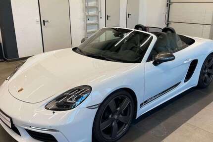 Porsche Boxster 32.900 km 60.900 &euro; Künzelsau 74653