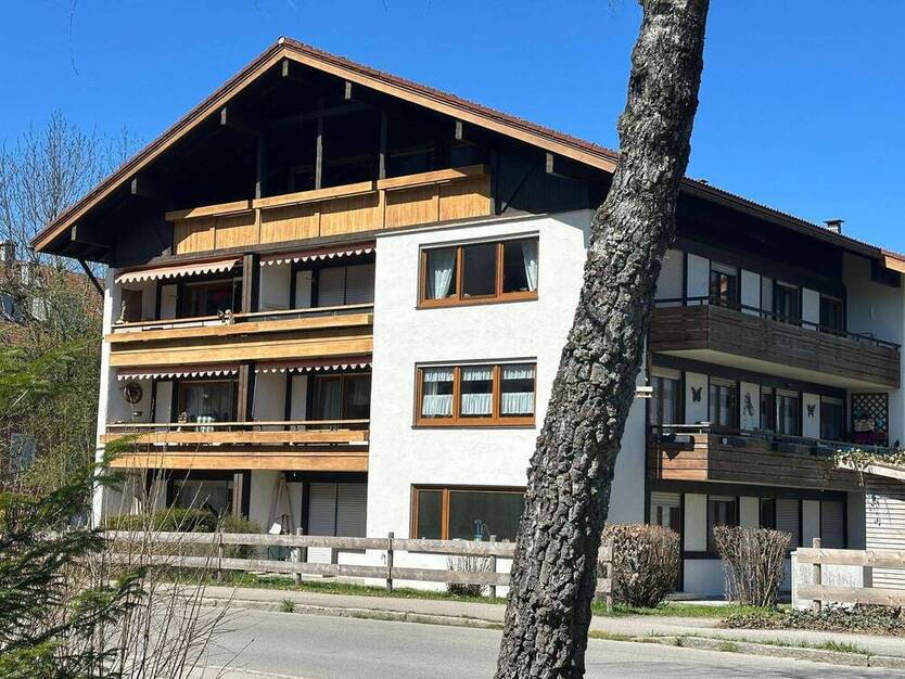 Besondere DG Wohnung direkt am Alpsee