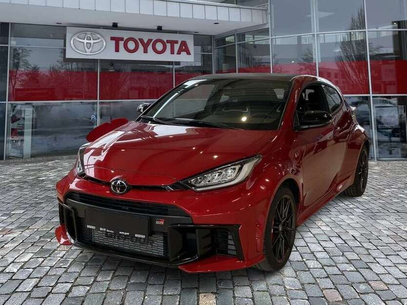 Yaris