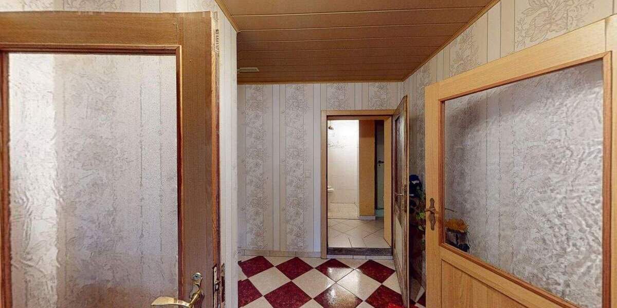 Einfamilienhaus Bad Schandau Postelwitz - 5 Zimmer, 166 m&sup2;, 139.000&euro; | Angebot:25705157