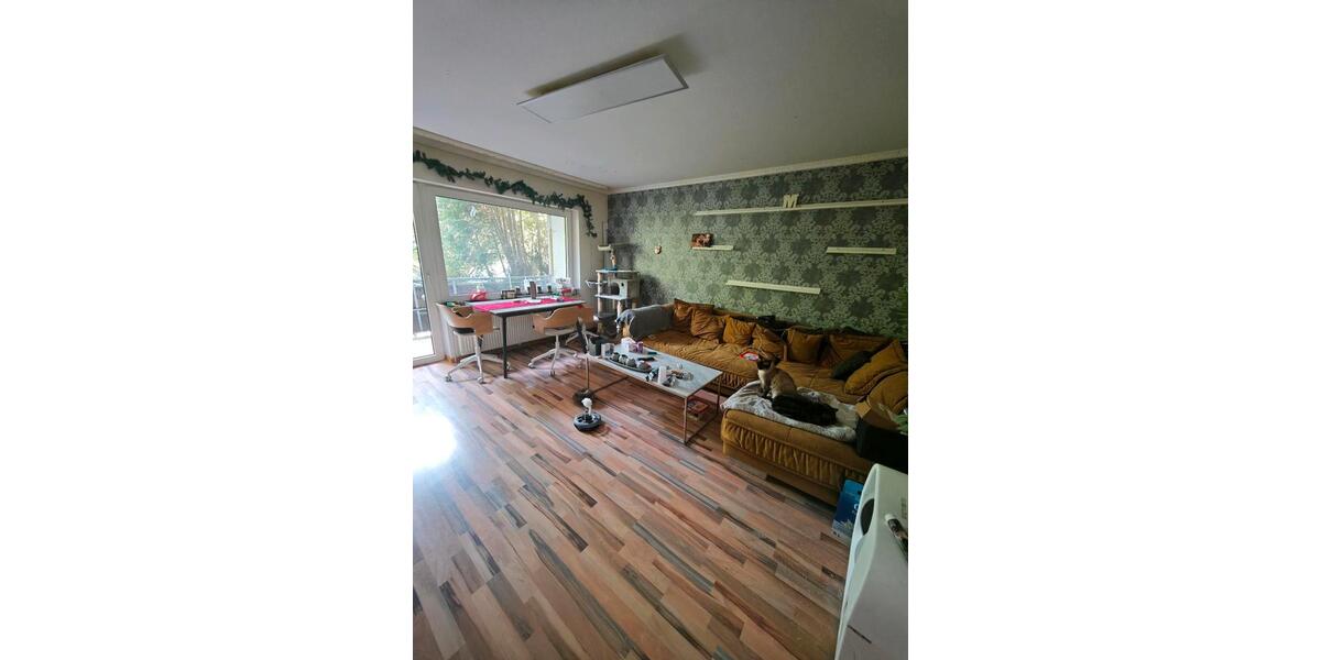 Hochparterre Bad Pyrmont - 3 Zimmer, 83 m&sup2;, 700&euro; | Angebot:26324439